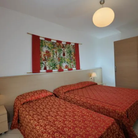 Daire Stunning Flat With Terrace Overlooking The Sea *