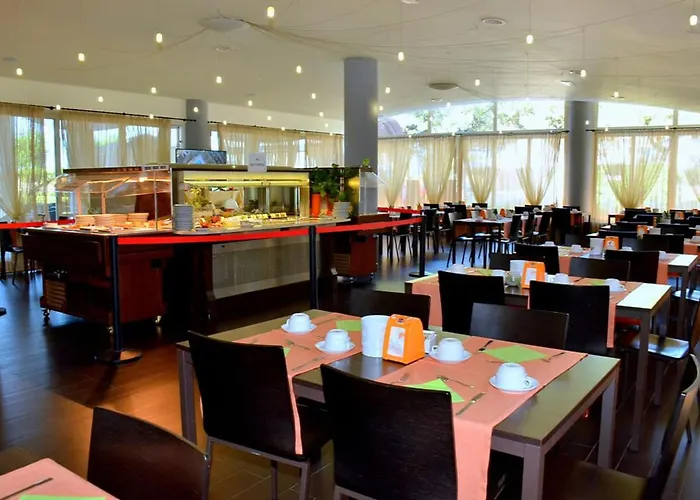 Stunning Flat With Terrace Overlooking The Sea *