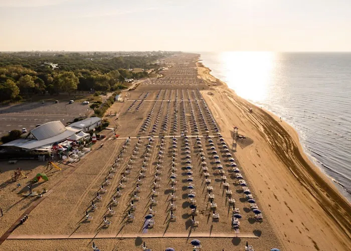 Stunning Flat With Terrace Overlooking The Sea